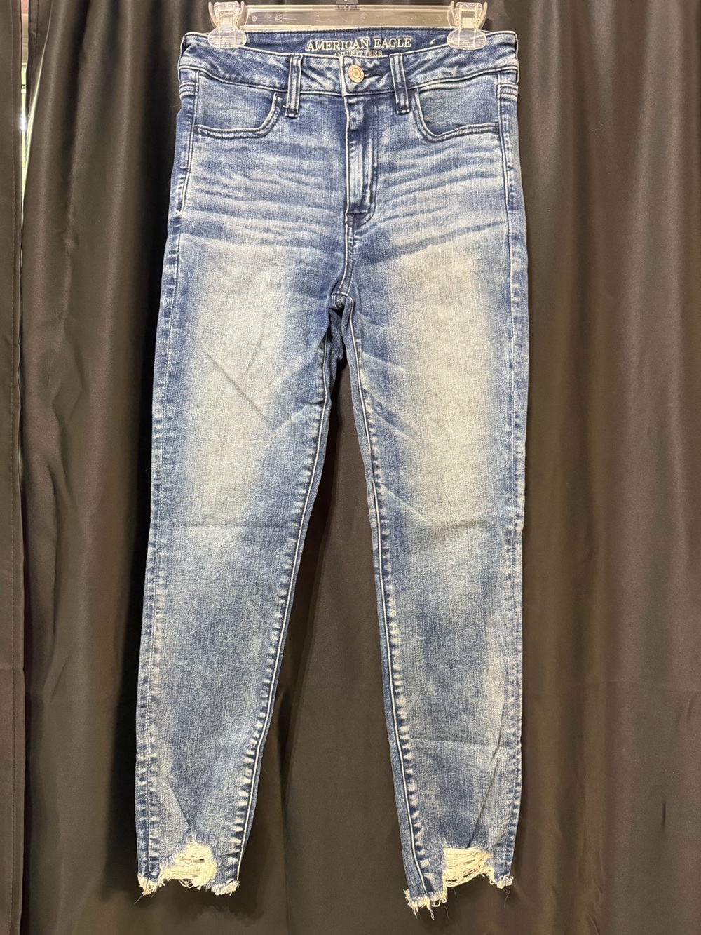 American Eagle Outfitters Light Blue Distressed Ankle Jeans